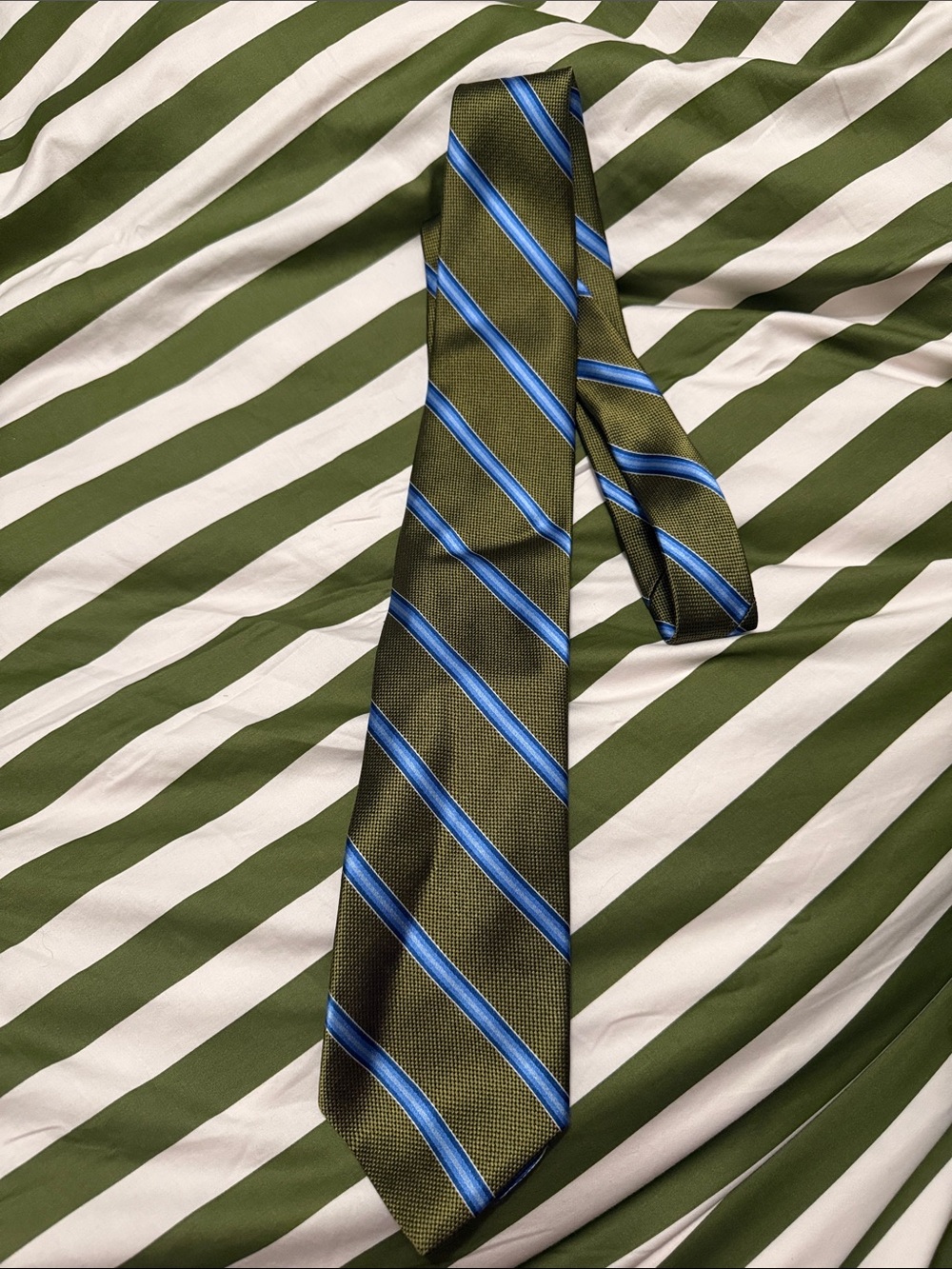 Brooks Brothers Green and Blue Silk Tie